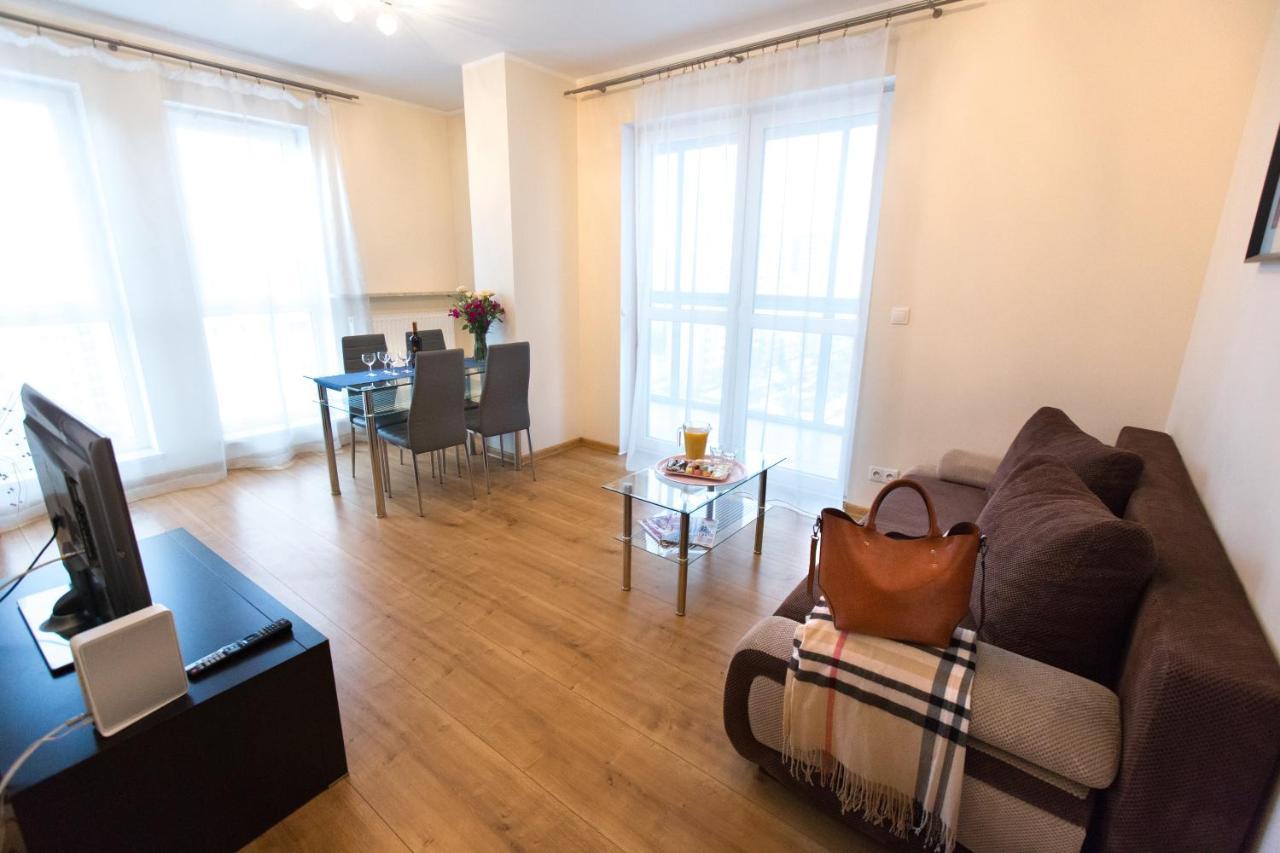 Pcd Aparthotel Wola Varsavia Esterno foto