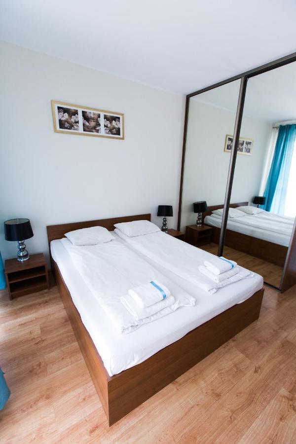Pcd Aparthotel Wola Varsavia Esterno foto
